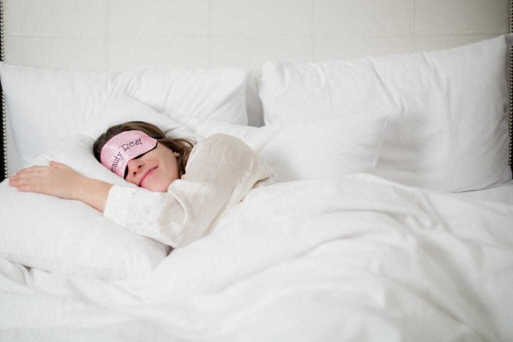 Woman sleeping with good posture